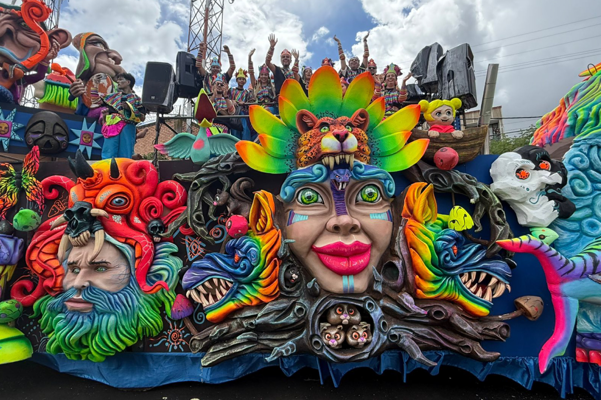 Carnaval Blancos y Negros Pasto