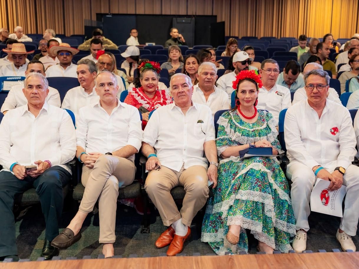 Reconocimiento Consuelo Araújo
