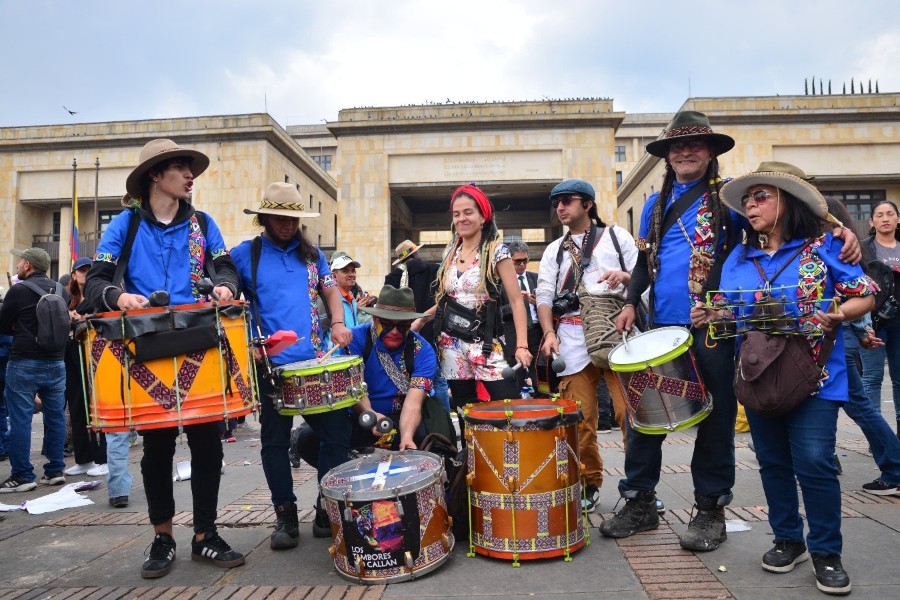 Los tambores no callan