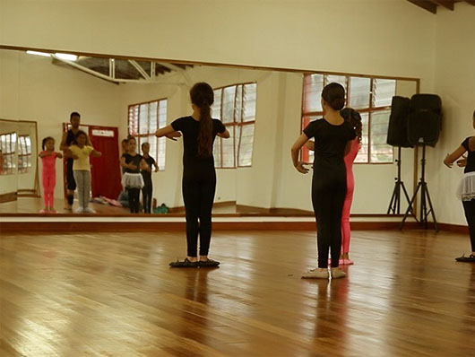 Hoy, Colombia tiene mejores espacios para la práctica y la formación de la danza 