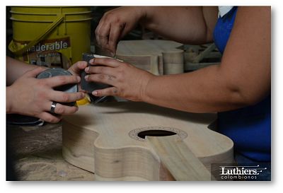 Luthiers Colombianos promueve la innovación y la inclusión de población vulnerable en Santander
