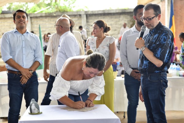 El Minculturas firma pacto para el fortalecimiento de la cultura y el turismo en 10 municipios de la provincia del Tequendama