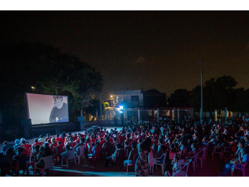 El cine colombiano llegó al corazón de los habitantes del barrio Olaya Herrera de Cartagena